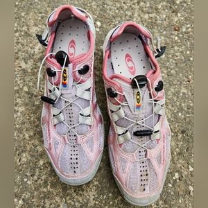 Salomon Shoes size 11